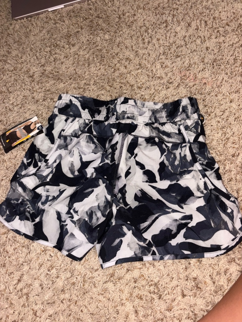 Avia Athletic Short - Picture 2 of 5